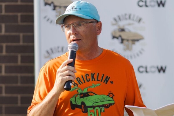 Clow Canada hosts Bricklin International Owners Club's 50th anniversary event